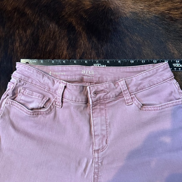 A.N.A Pink Jeggings size 4, Business Casual, Office Wear Denim, Summer Fashion - Picture 5 of 8